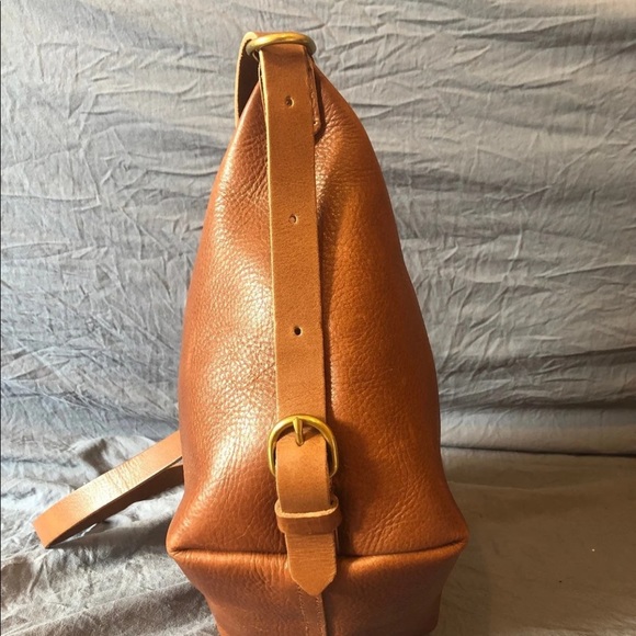madewell mini leather sling bag